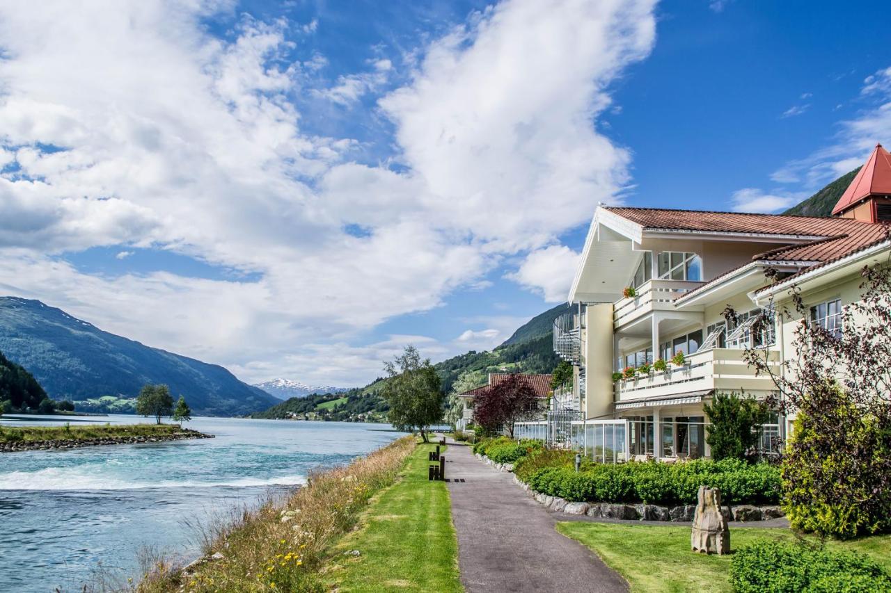 Hotel Loenfjord โลน ภายนอก รูปภาพ