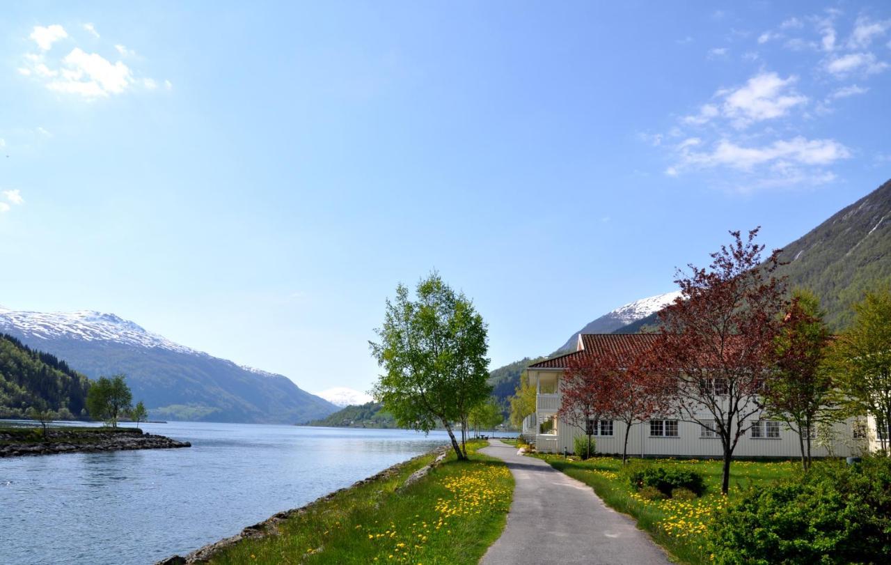 Hotel Loenfjord โลน ภายนอก รูปภาพ