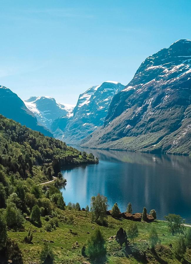 Hotel Loenfjord โลน ภายนอก รูปภาพ